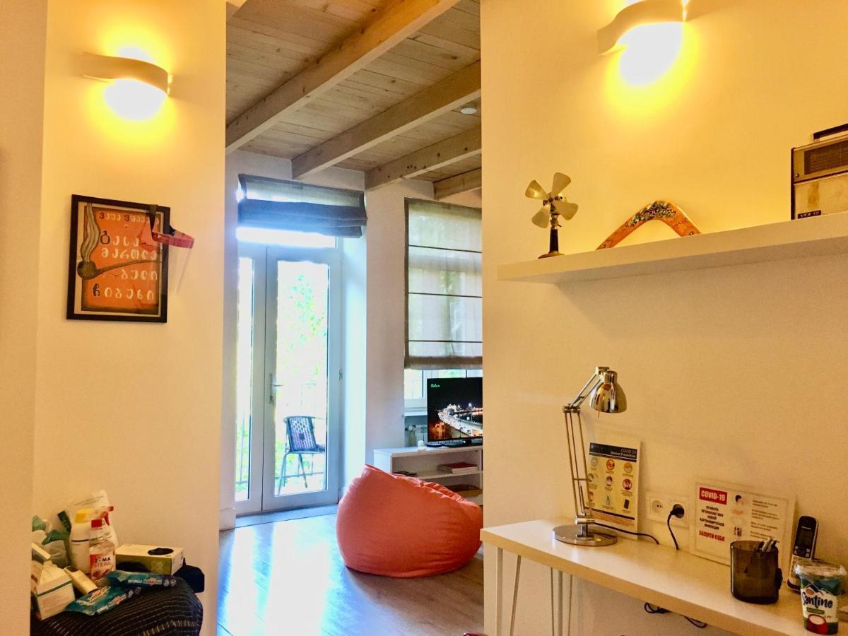 The White Loft Διαμέρισμα Τυφλίδα Εξωτερικό φωτογραφία