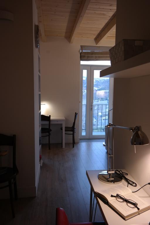 The White Loft Διαμέρισμα Τυφλίδα Δωμάτιο φωτογραφία