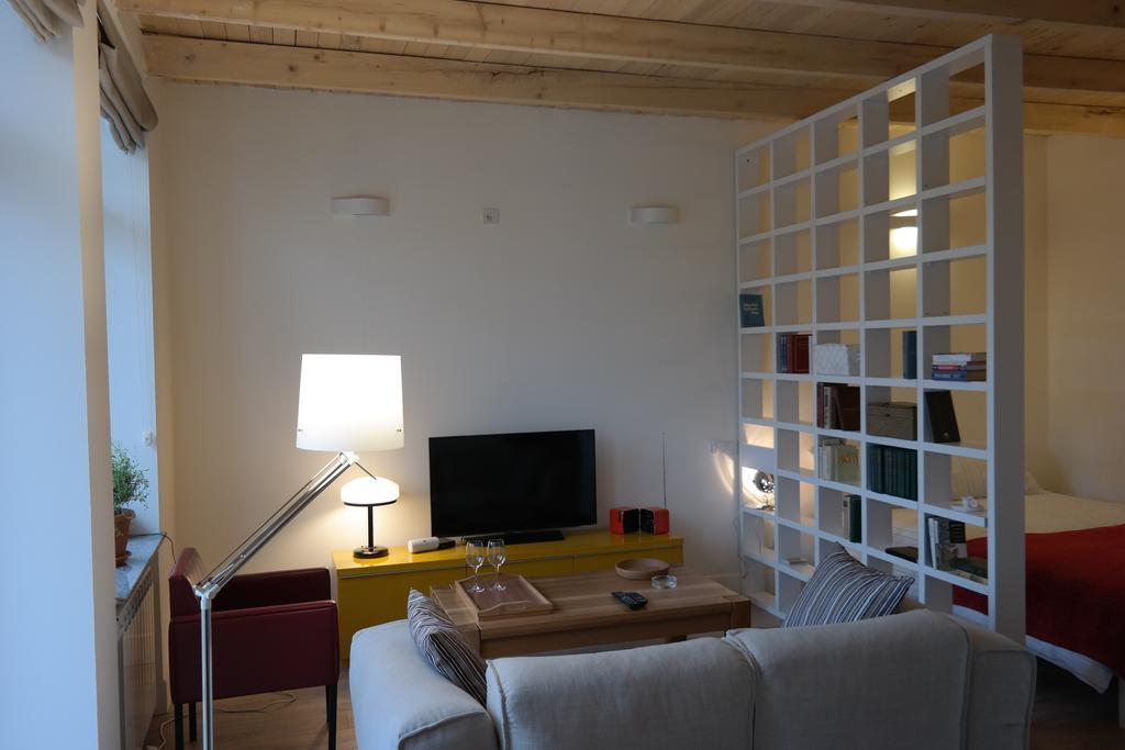 The White Loft Διαμέρισμα Τυφλίδα Δωμάτιο φωτογραφία