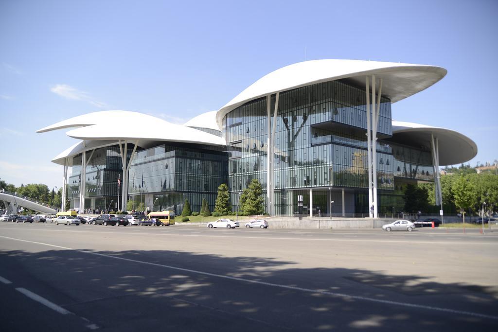 The White Loft Διαμέρισμα Τυφλίδα Εξωτερικό φωτογραφία